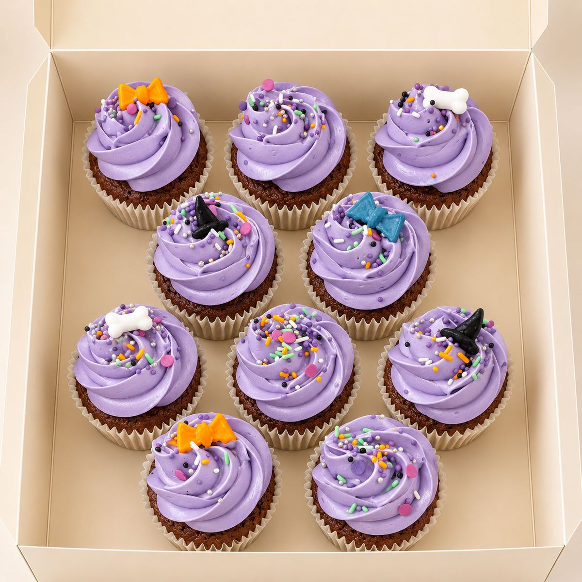 10 CHOCOLAT VANILLE VIOLET HALLOWEEN Mini cupcakes atelierdesgateaux.com 