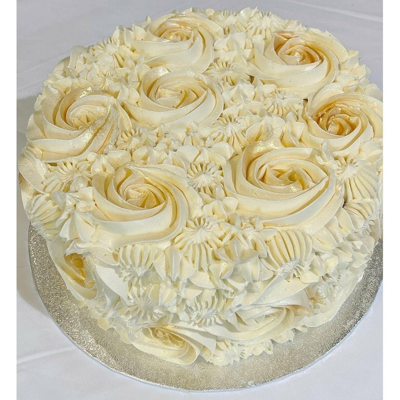 ROSETTE CAKE BLANC ET DORE