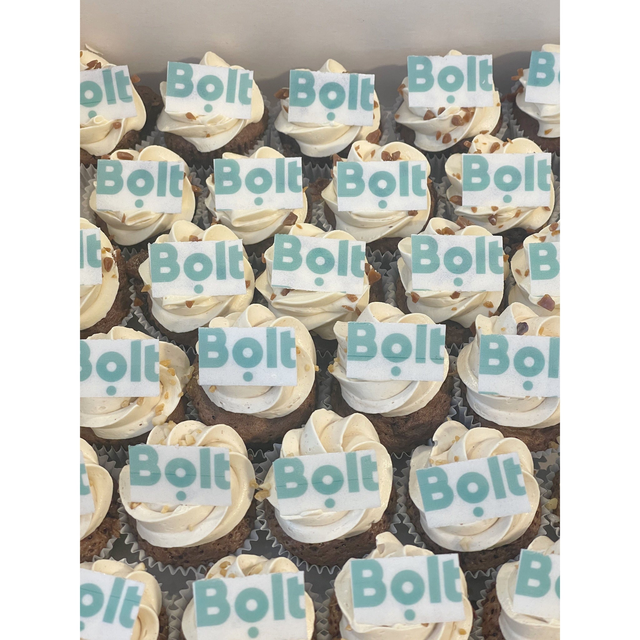 MINI CUPCAKE LOGO cupcake atelierdesgateaux.com 