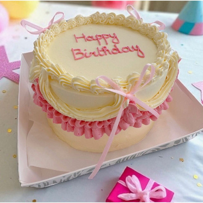 BENTO CAKE VINTAGE FROUFROU ROSE ET BLANC - Bento cake anniversaire personnalisé Paris