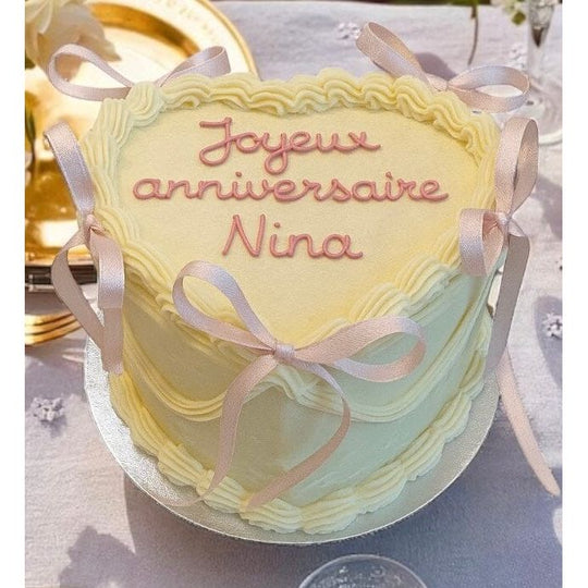 LE GATEAU VINTAGE COEUR ROSE texte personnalisable atelierdesgateaux.com 