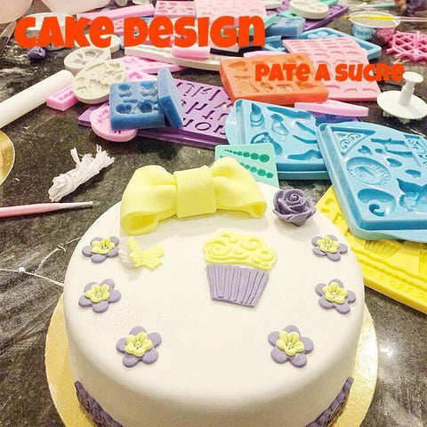 ATELIER CAKE DESIGN Samedi 17 décembre 11h - 13h30 Atelier atelierdesgateaux.com 