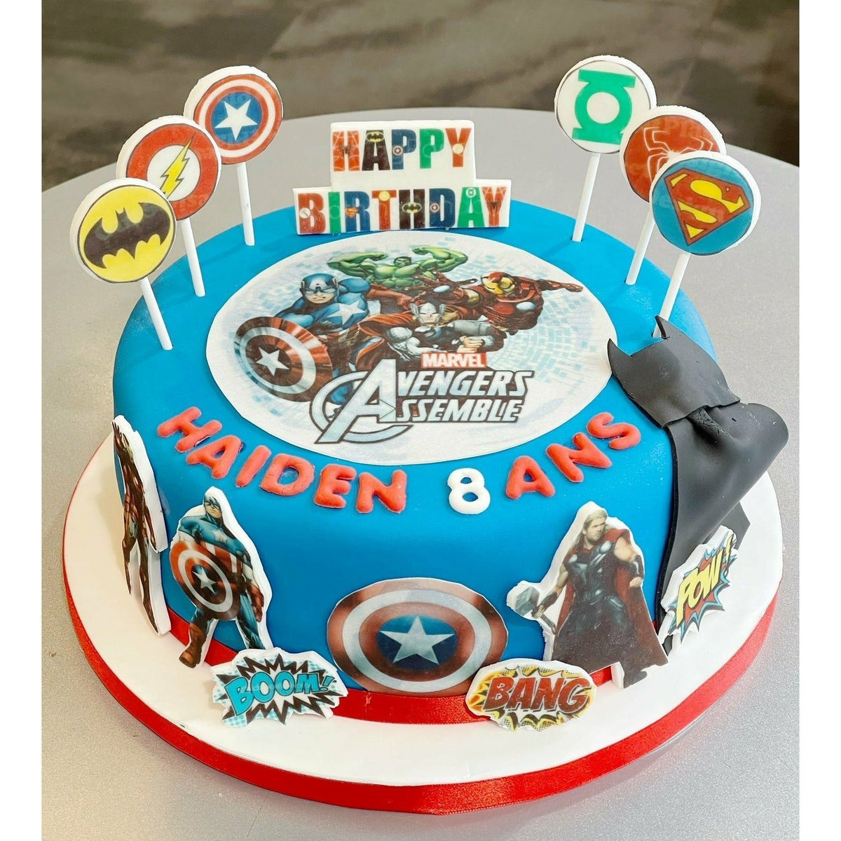 GÂTEAU SUPER HEROS atelierdesgateaux.com 