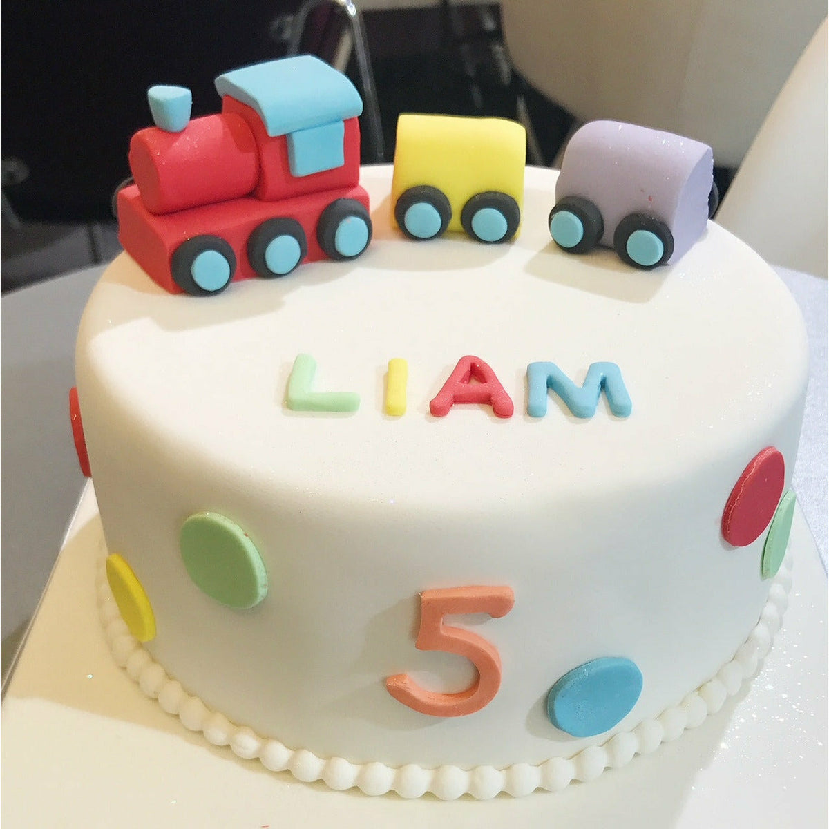 GÂTEAU TRAIN atelierdesgateaux.com 