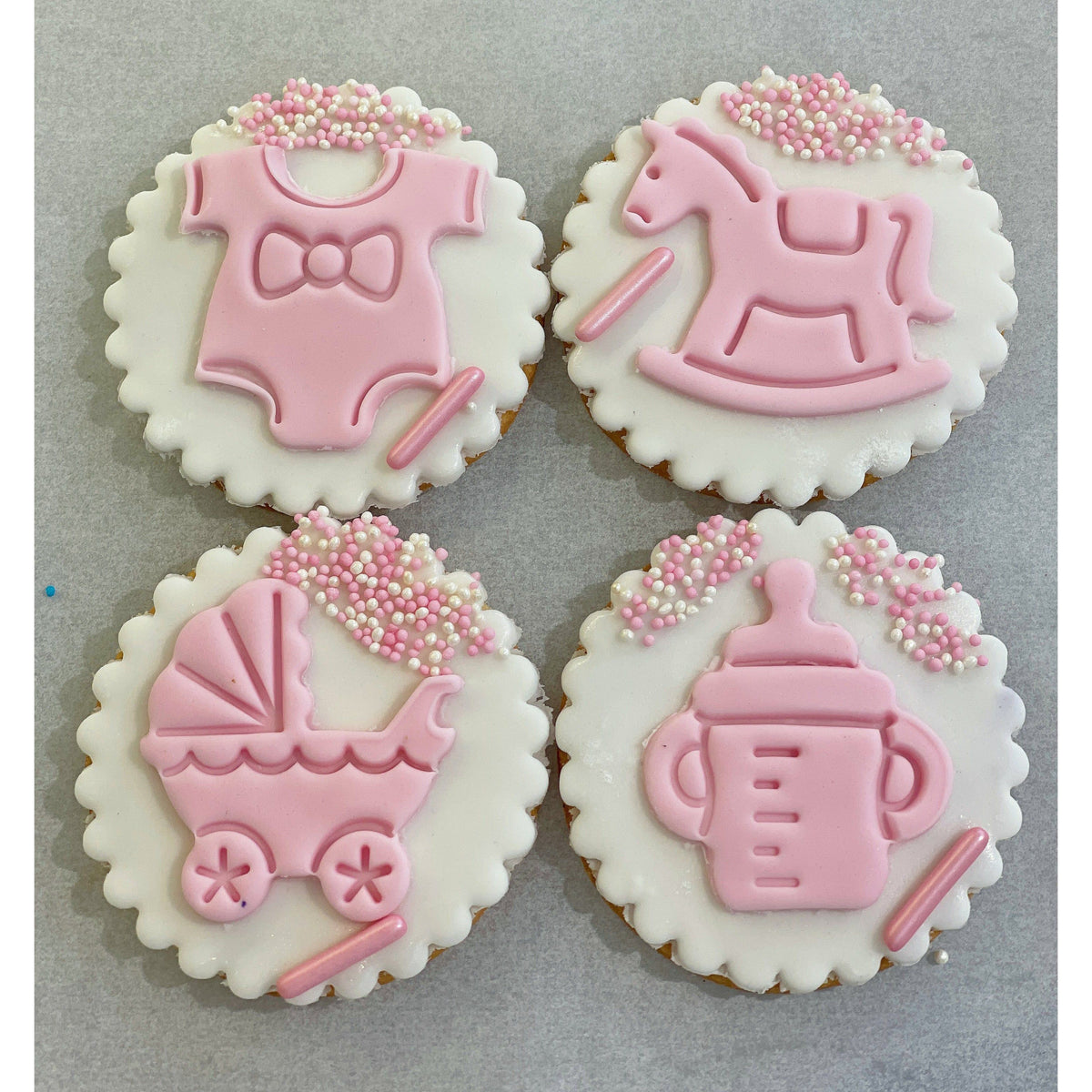SABLÉS BABY SHOWER FILLE L'Atelier des Gâteaux 