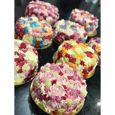 ATELIER LAYER CAKE "ROSETTES" Samedi 24 octobre 11h-13h30 - L'Atelier des Gâteaux
