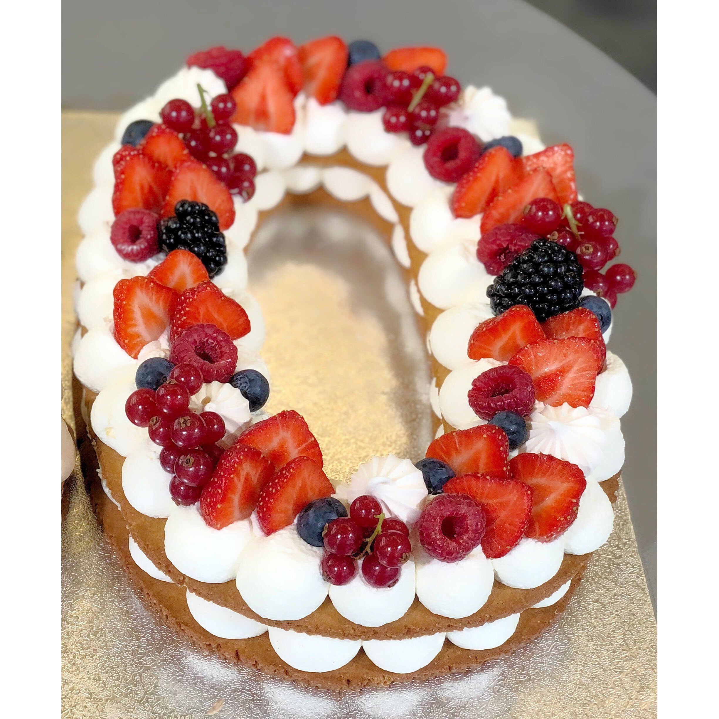 Number ou letter cake fruits rouges - L'Atelier des Gâteaux