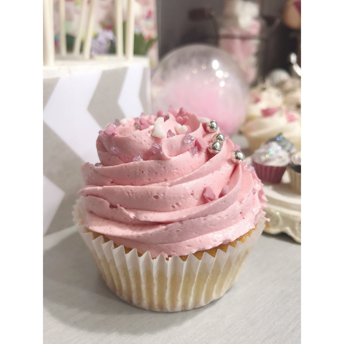 ATELIER CUPCAKES ET CAKE POPS Samedi 22 janvier 15h-17h Atelier atelierdesgateaux.com 